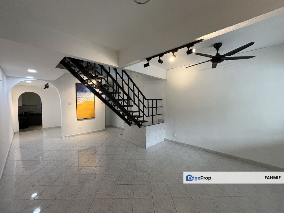 Fully refurbished. Freehold. Taman Permata. Ulu Kelang. , Selangor, Keramat