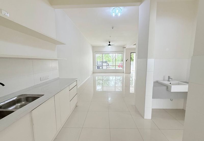 Fairfield Residences, Tropicana Heights