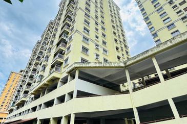 PV3 Platinum Hill Condominium