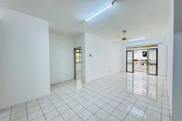 PV3 Platinum Hill Condominium