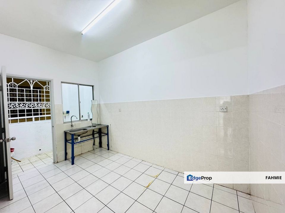 Paling murah. Freehold. PV3 Platinum Hill Condominium. Setapak. , Kuala Lumpur, Setapak