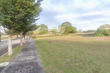 Perdana Hills ( Presint 11 )