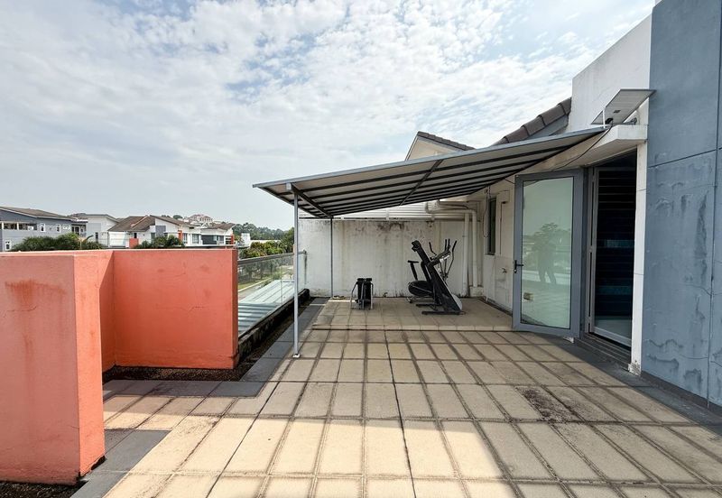 Bangi Lakehill Villas