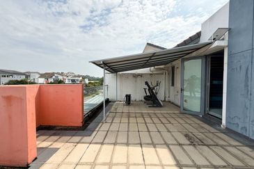 Bangi Lakehill Villas