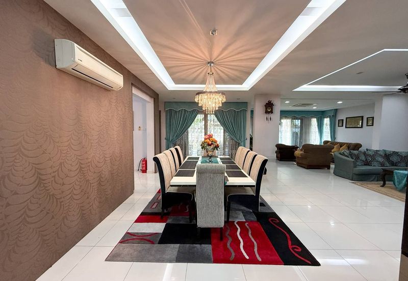 Bangi Lakehill Villas