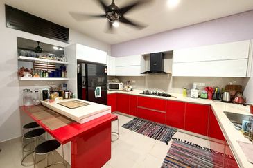 Bangi Lakehill Villas