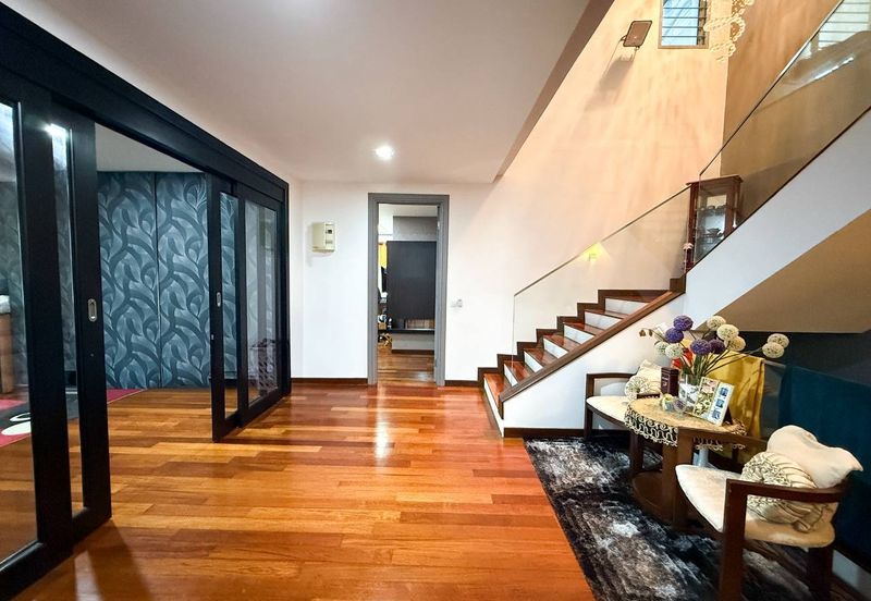 Bangi Lakehill Villas