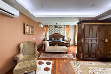 Bangi Lakehill Villas