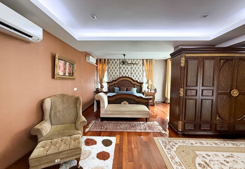 Bangi Lakehill Villas