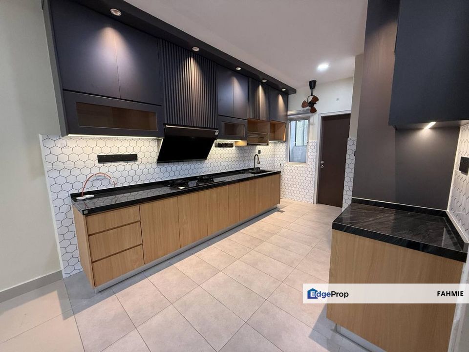 Renovated. Freehold. Laman Dayana. Nilai Impian. Nilai. , Negeri Sembilan, Nilai