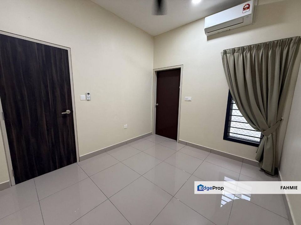 Renovated. Freehold. Laman Dayana. Nilai Impian. Nilai. , Negeri Sembilan, Nilai