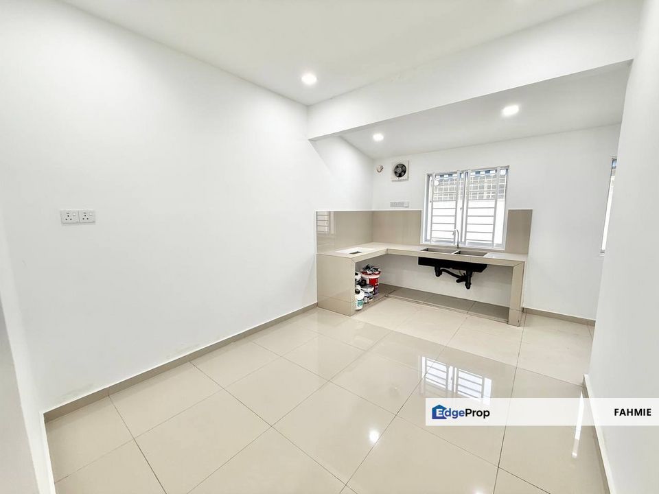 Fully refurbished. Freehold. Taman Sentosa. Klang. , Selangor, Klang
