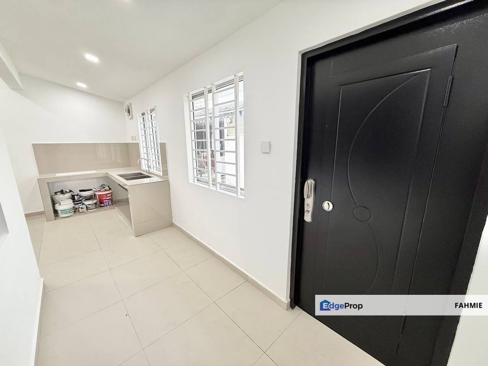 Fully refurbished. Freehold. Taman Sentosa. Klang. , Selangor, Klang
