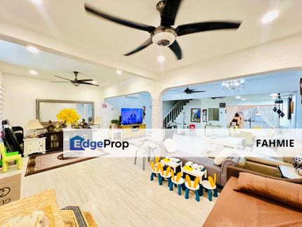 Fully renovated. Freehold. Taman Selayang Indah. Selayang. , Selangor, Selayang