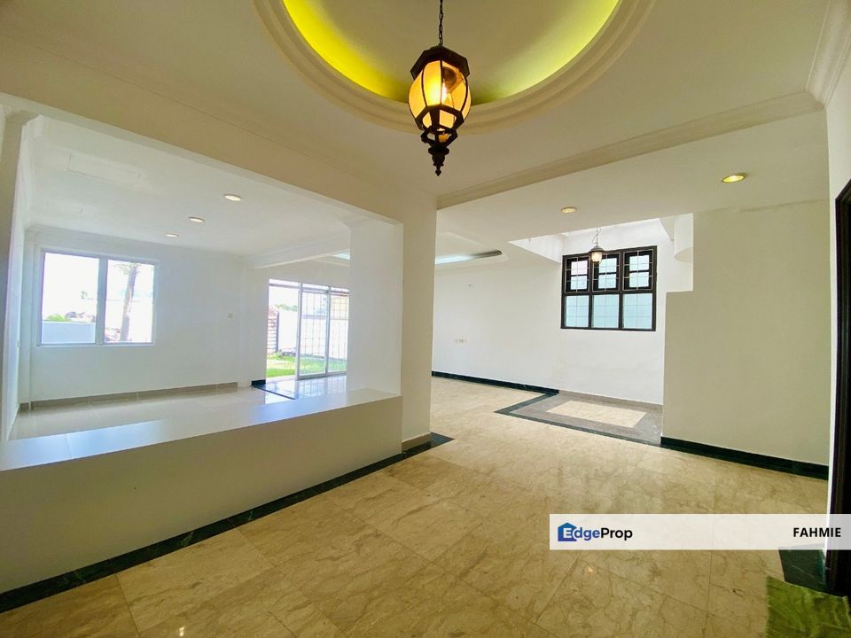 Huge land area 29x100. Freehold. Taman Wangsa Ukay. Bukit Antarabangsa. , Selangor, Ampang