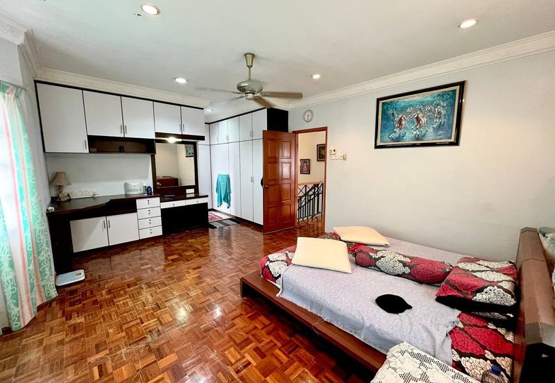 Seksyen 9, Kota Damansara