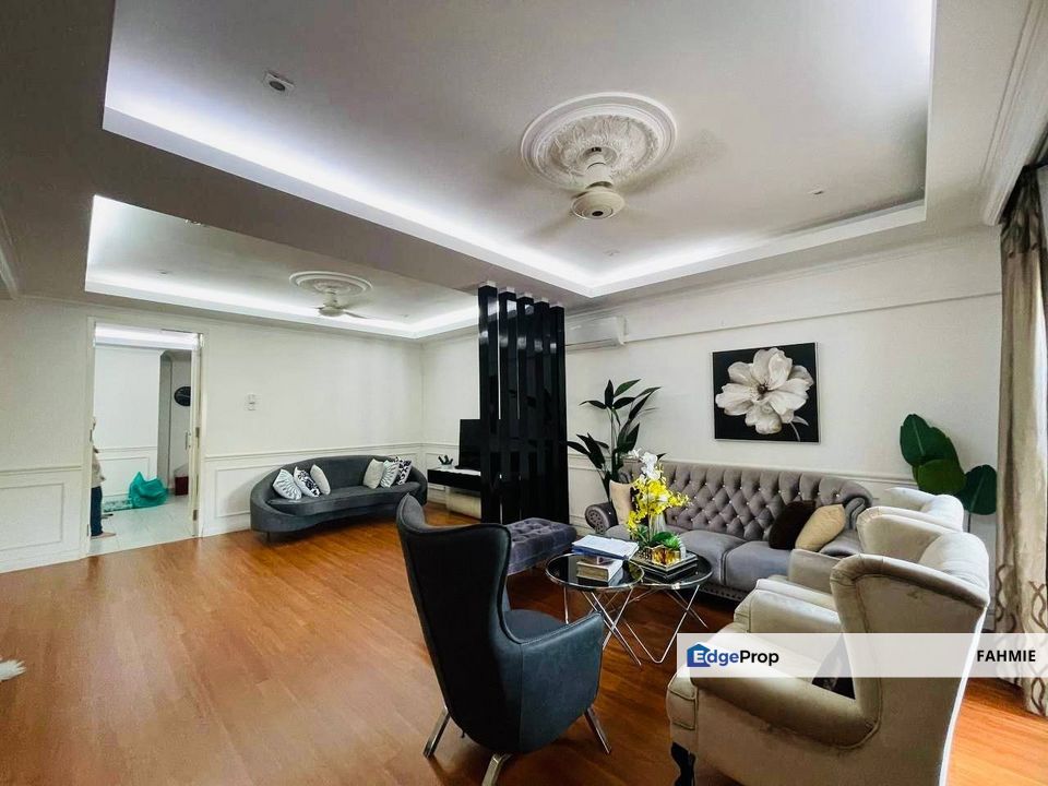 Tak mengadap rumah lain. Tanah luas 22x120. Jalan Kristal. Seksyen 7. Shah Alam. , Selangor, Shah Alam