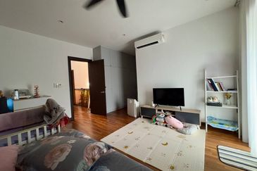 Isle of Botanica, Setia Eco Glades