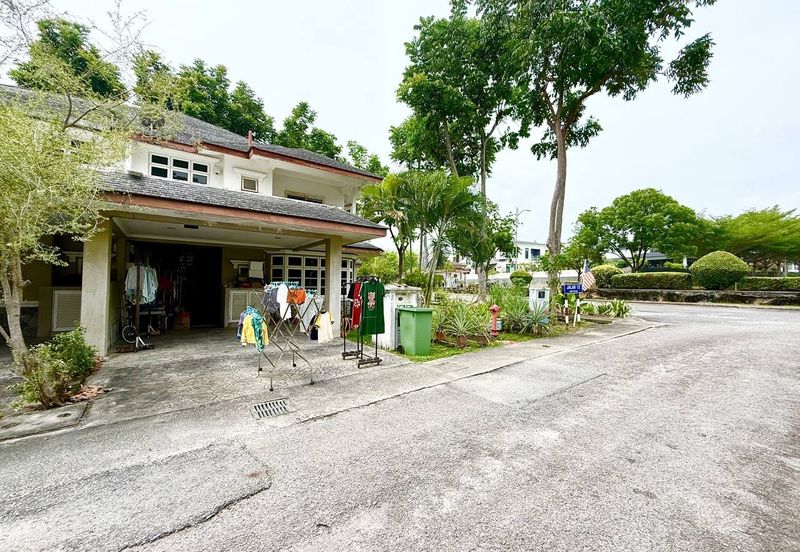 Perdana Lakeview East