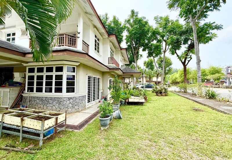 Perdana Lakeview East