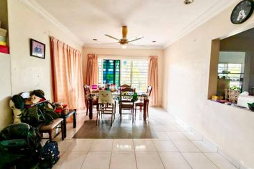 Perdana Lakeview East