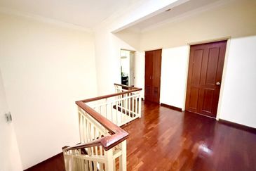 Perdana Lakeview East