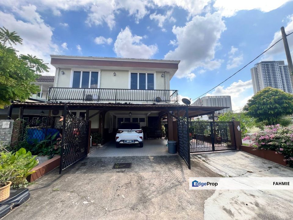 Corner lot. Cul de sac. Freehold. Jalan B. Taman Melawati. , Kuala Lumpur, Ampang