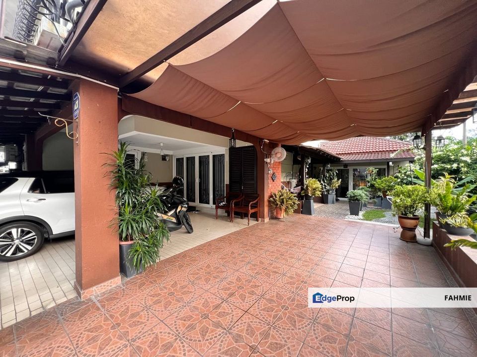 Corner lot. Cul de sac. Freehold. Jalan B. Taman Melawati. , Kuala Lumpur, Ampang