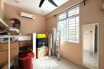 Subang Perdana Goodyear Court 10