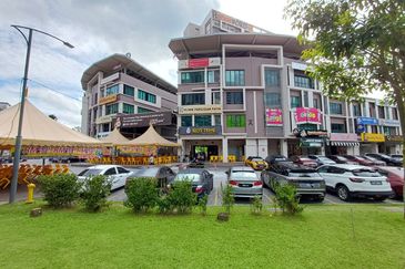 Plaza Wangsa Maju