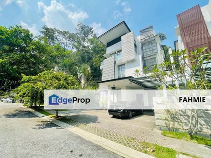Corner lot with private pool. Fully renovated. Non bumi lot. The Valley TTDI. Ampang. , Selangor, Ampang