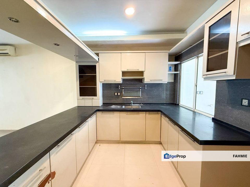 Not facing other house. Fully renovated. Freehold. Datuk Sulaiman. TTDI. , Kuala Lumpur, Taman Tun Dr Ismail
