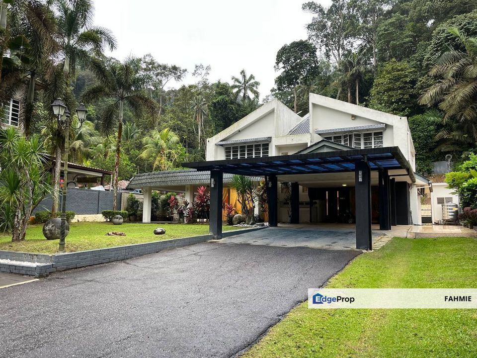 Facing golf course. Huge land area. Taman TAR. Ampang. , Selangor, Ampang