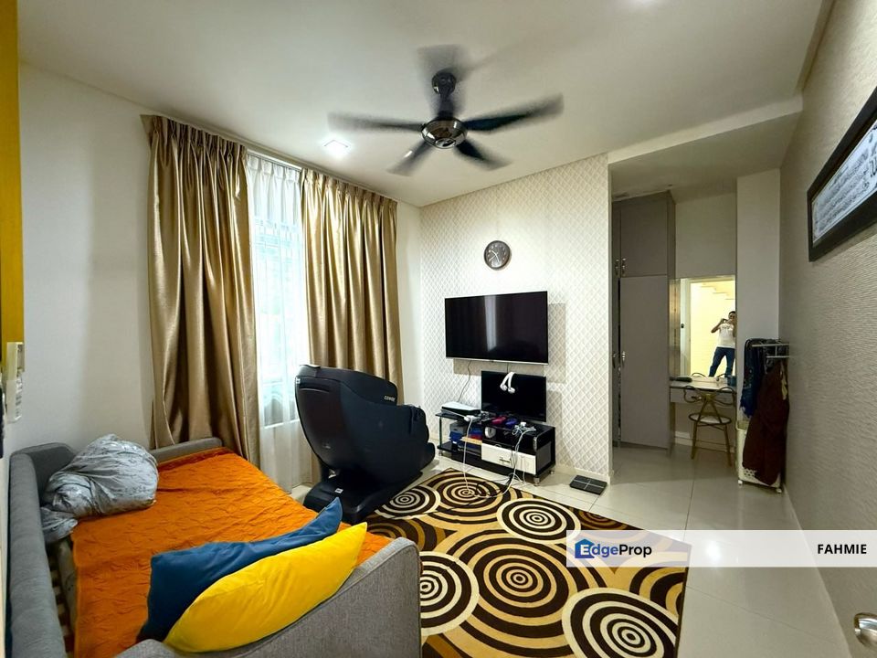 Lower floor. Freehold. Sunway Montana. Taman Melawati. , Kuala Lumpur, Taman Melawati