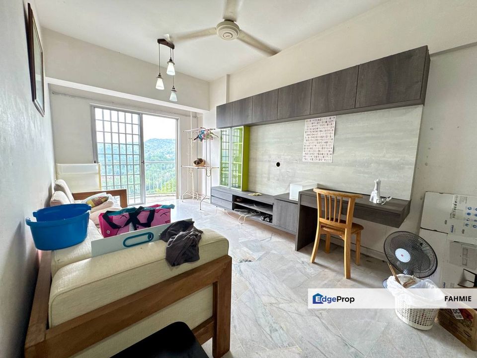 Fully renovated. Freehold. Gardenia Court. Gombak. , Selangor, Gombak