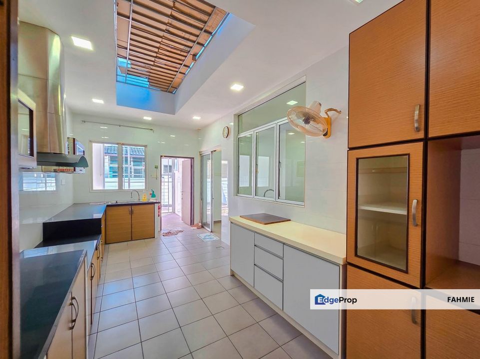 Fully renovated. Freehold. Taman Kajang Impian. Kajang. , Selangor, Kajang