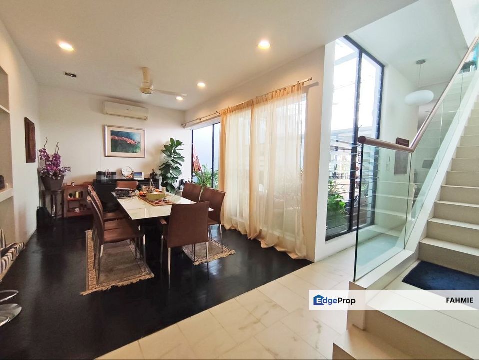 Freehold. Land area 31x91. 20 Trees Residences. Taman Melawati. , Selangor, Taman Melawati