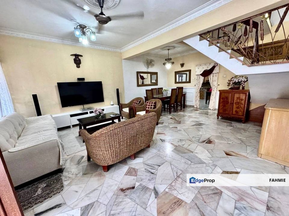 Fully renovated. Freehold. Taman Koperasi Cuepacs. Kajang. , Selangor, Kajang