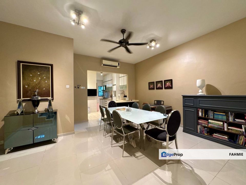Fully renovated. Tak mengadap rumah lain. Sutera Damansara Ria. Damansara Damai., Selangor, Damansara Damai