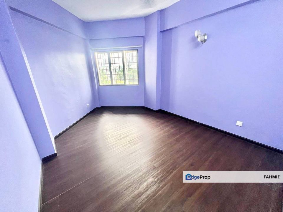 Fully renovated. Tiara Kelana Condominium. Petaling Jaya. , Selangor, Petaling Jaya