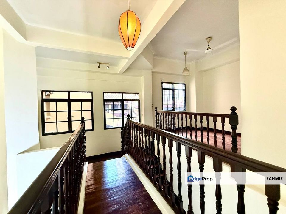 Next to Setiawangsa LRT station. Freehold. Kampung Warisan. Setiawangsa. , Selangor, Keramat