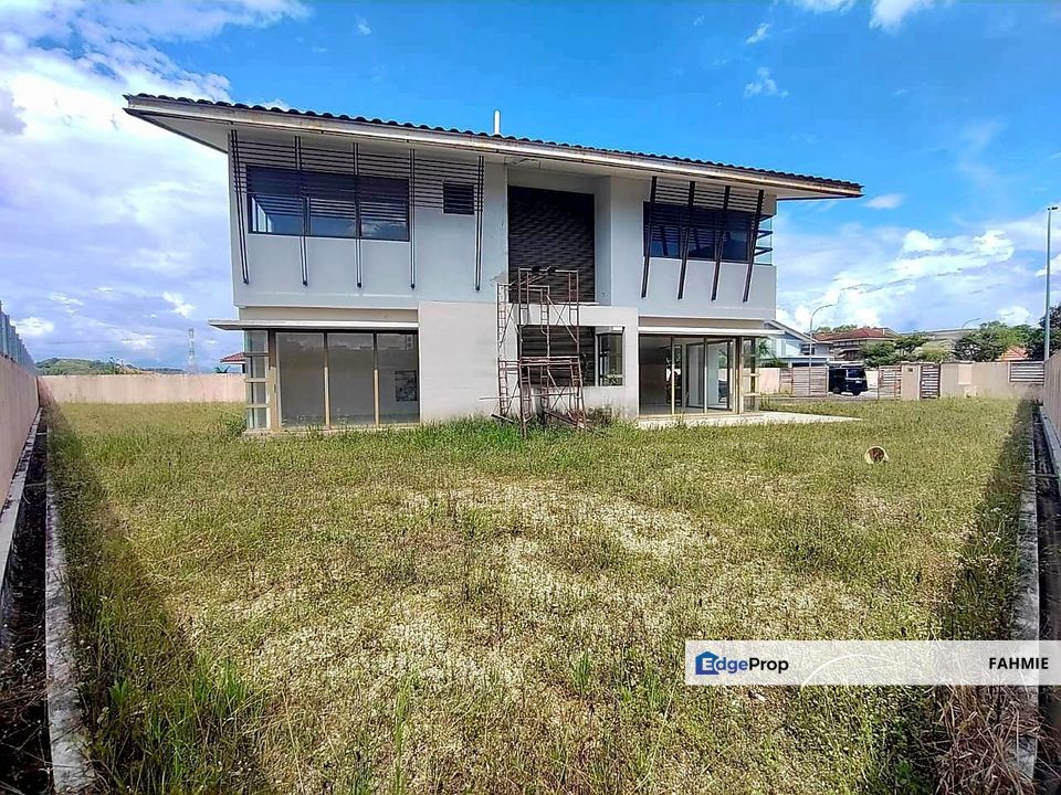 Freehold. Banyan Close. Bandar Bukit Mahkota. Bangi. , Selangor, Bangi