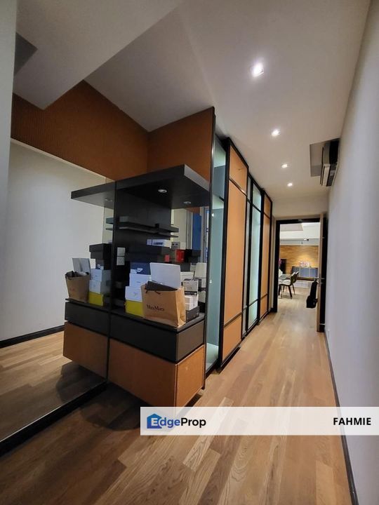 Fully renovated. Move in condition. Tiffani Kiara. Mont Kiara. , Kuala Lumpur, Mont Kiara