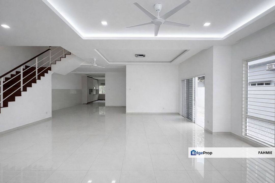 Walking distance to lake. Freehold. Perdana Lakeview East. Cyberjaya. , Selangor, Cyberjaya