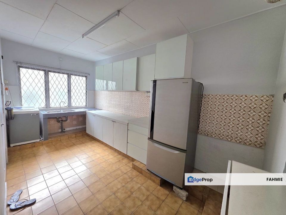 Freehold. Non bumi lot. SS 1. Kampung Tunku. Petaling Jaya. , Selangor, Petaling Jaya