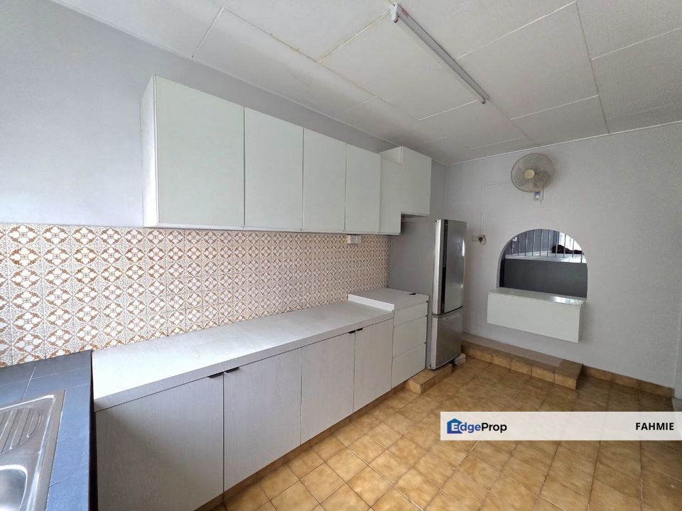 Freehold. SS 1. Kampung Tunku. Petaling Jaya. , Selangor, Petaling Jaya