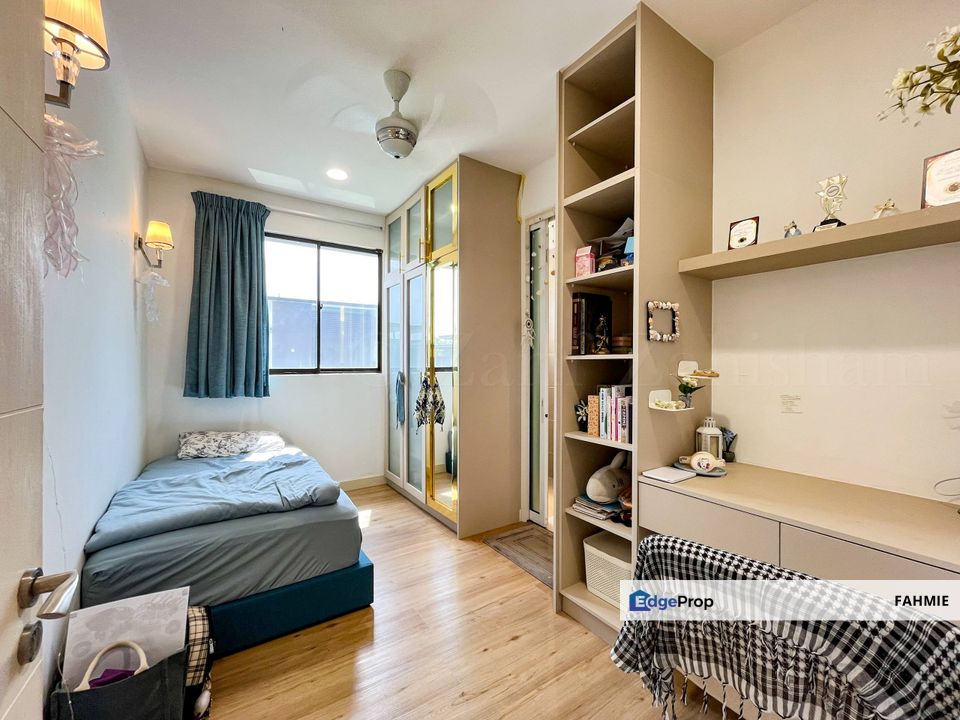 Fully renovated. Freehold. Ficus Peak. Denai Alam. , Selangor, Denai Alam