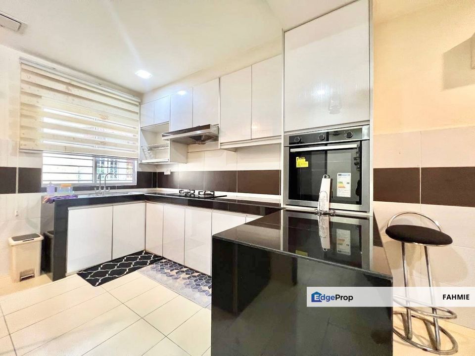 Fully renovated. Non bumi lot. SP 4. Bandar Saujana Putra. Kuala Langat. , Selangor, Kuala Langat