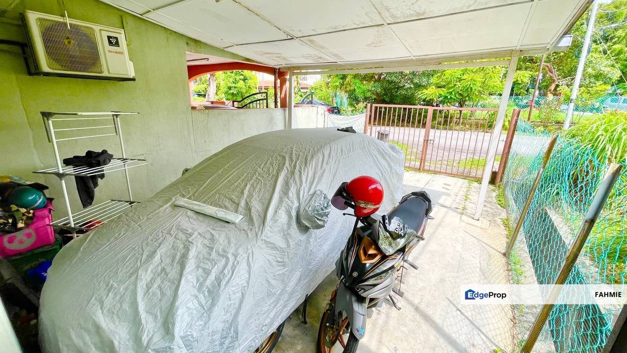 Tak mengadap rumah lain. End lot. Taman Sri Ampang. Ampang. , Selangor, Ampang