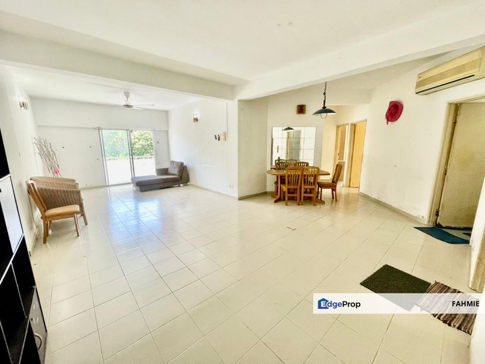 Paling murah. Non bumi lot. Block A with lift. Kyoto Garden. Bukit Antarabangsa. , Selangor, Ulu Kelang